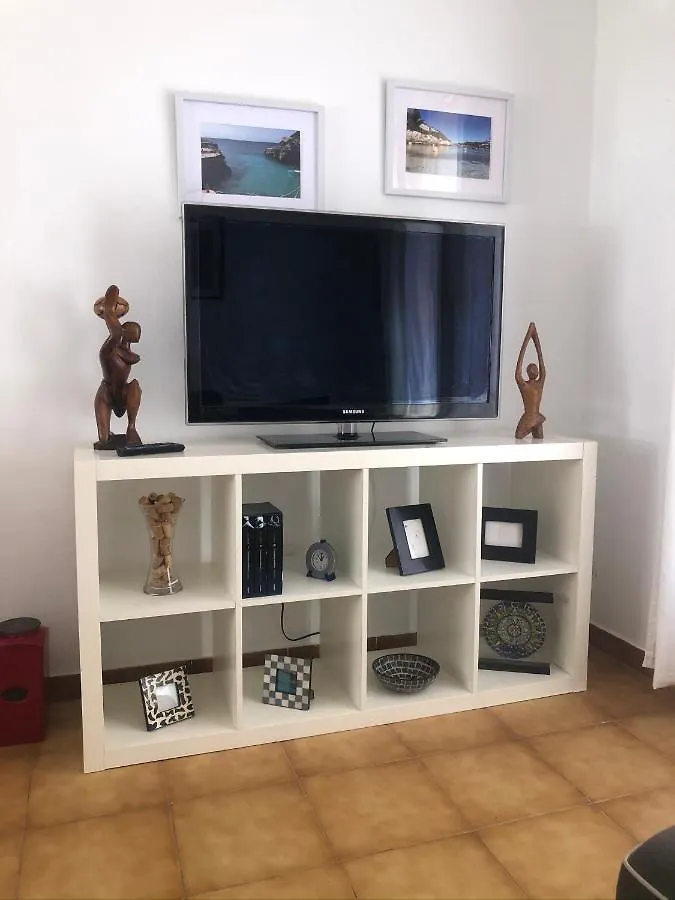 Villa Casa 2 plantas con Gran Jardín Cala'N Bosch  Сasa de vacaciones